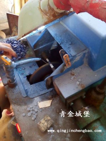 青金石原料切片